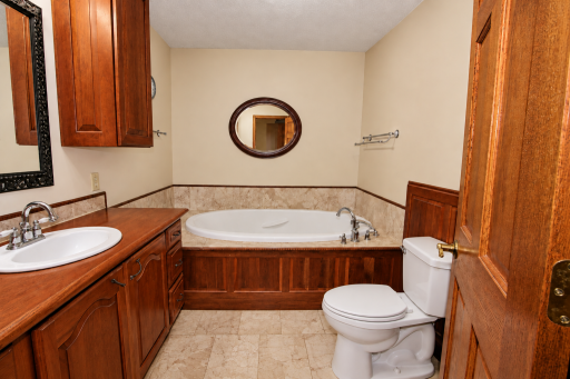 1712 Cranberry Lane NE, Alexandria, MN 56308