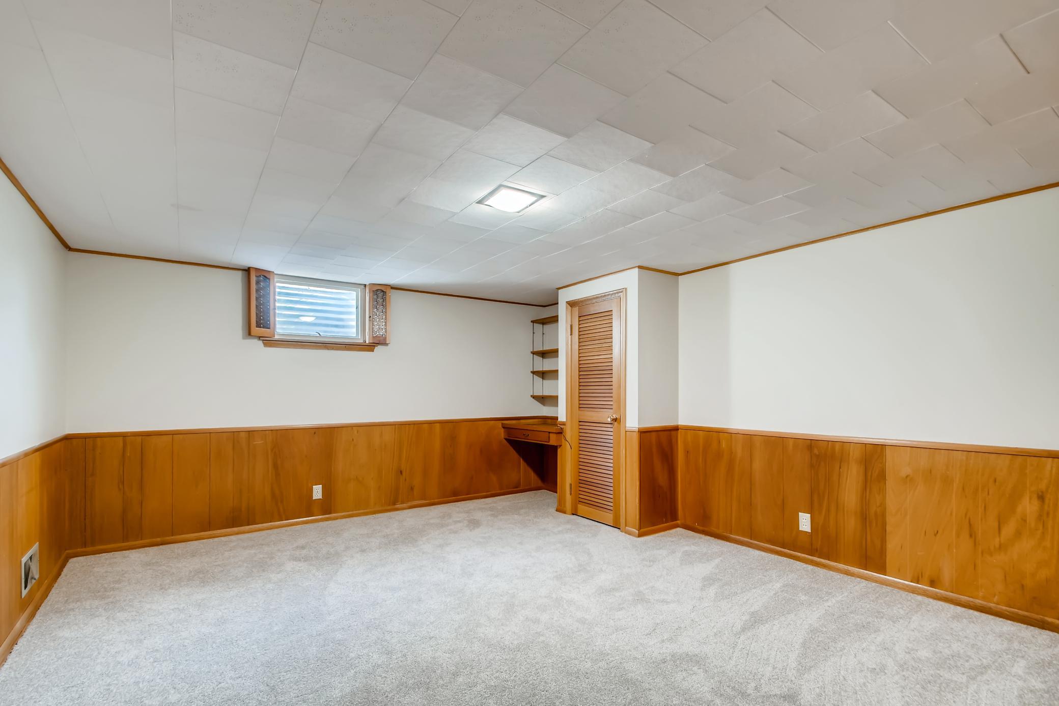 7424 16th Ave S Minneapolis MN-print-031-032-Lower Level Family Room-3600x2401-300dpi.jpg