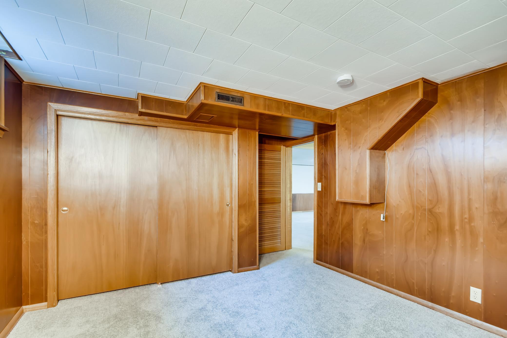 7424 16th Ave S Minneapolis MN-print-033-034-Lower Level Bedroom-3600x2400-300dpi.jpg