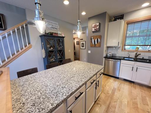 18060 Kindred Court, Lakeville, MN 55044