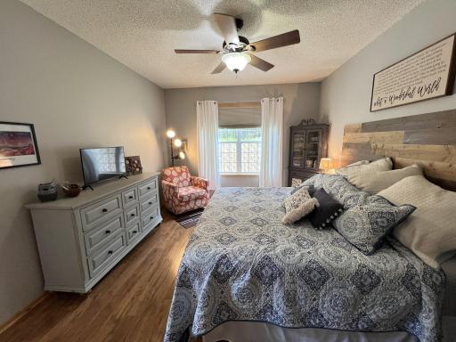 18060 Kindred Court, Lakeville, MN 55044