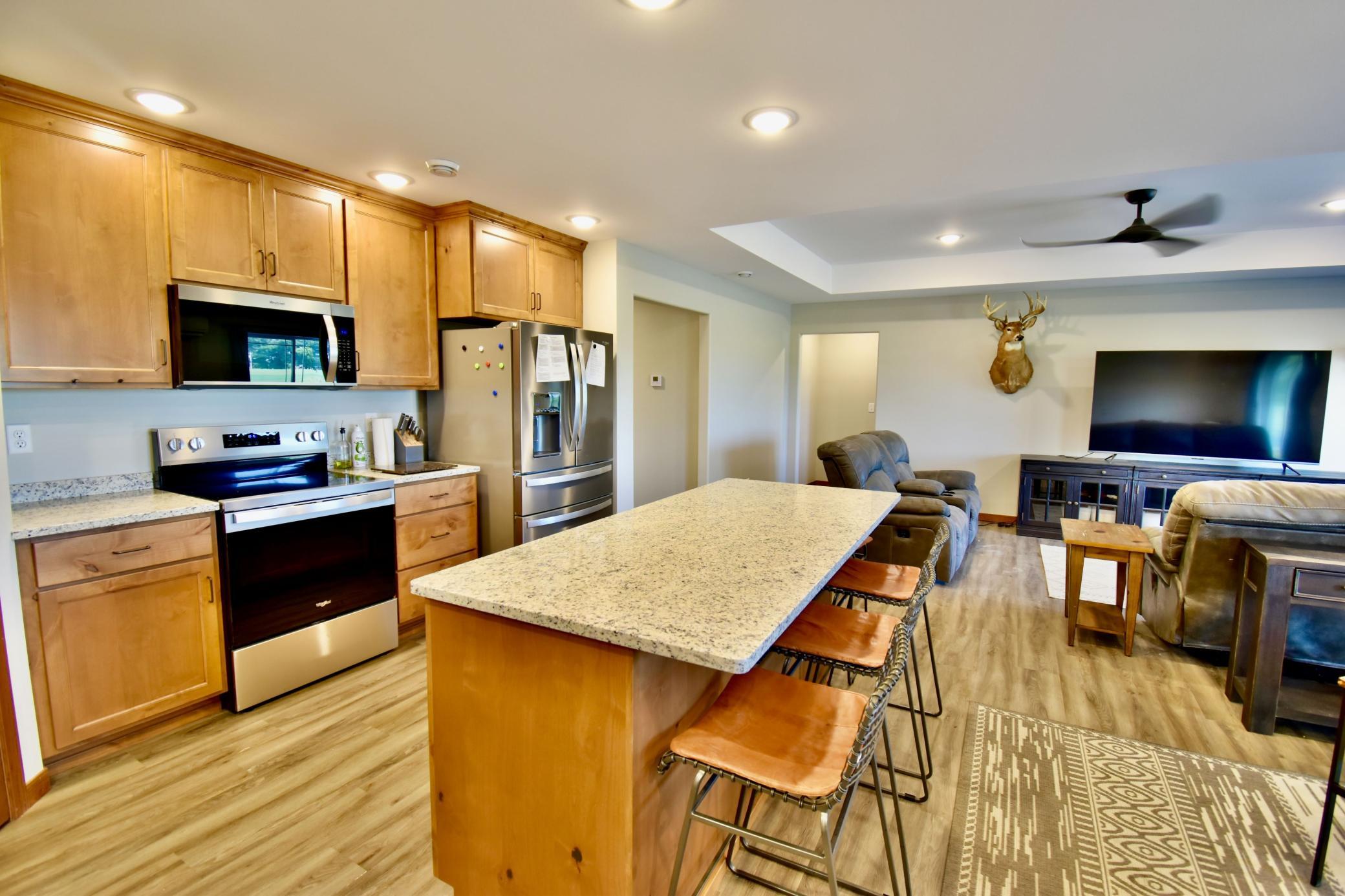 Neal - Townhouse on GrayStone - 13.jpg