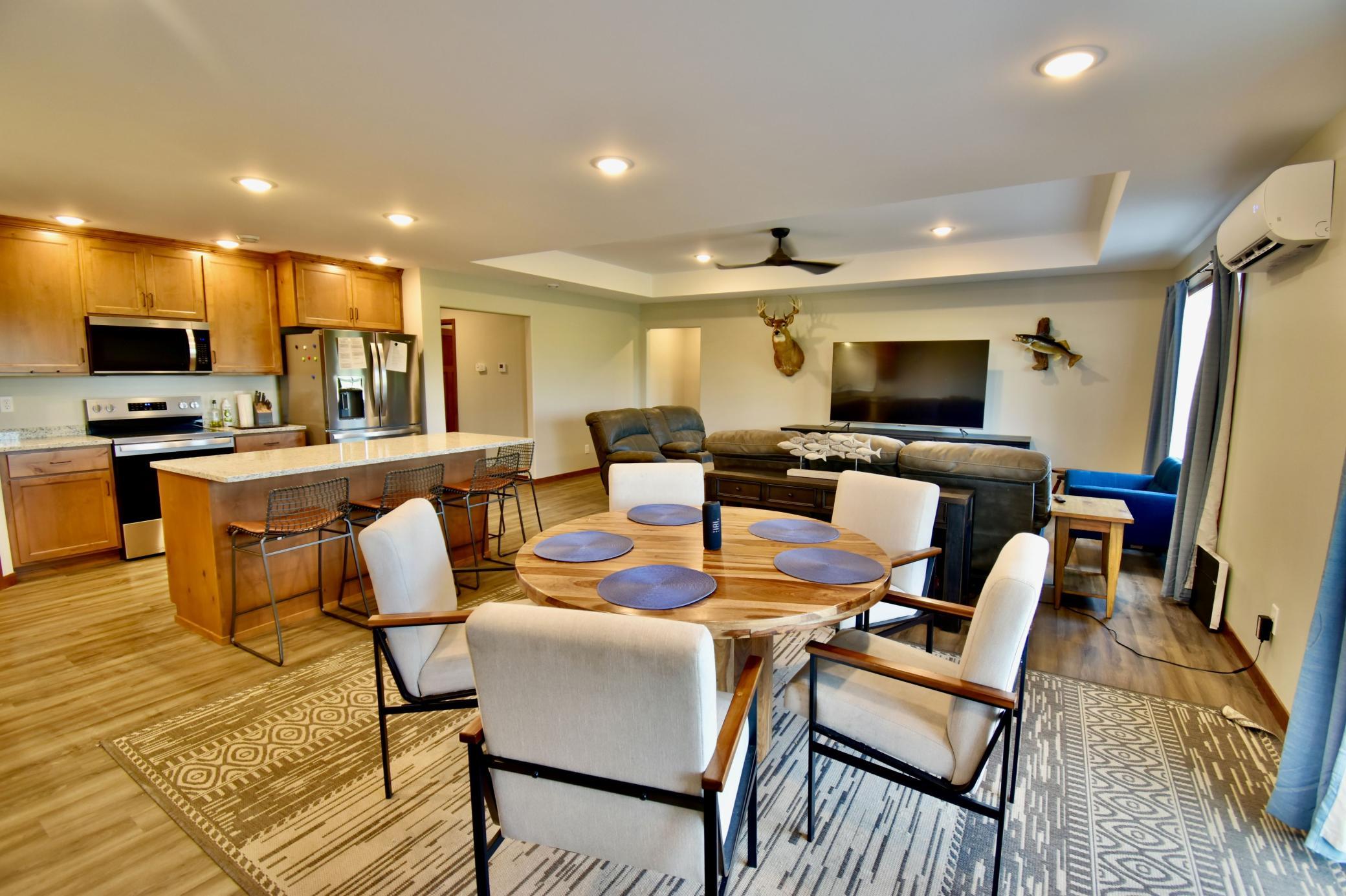 Neal - Townhouse on GrayStone - 14.jpg