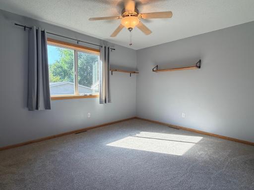 2110 Darling Avenue E, Alexandria, MN 56308