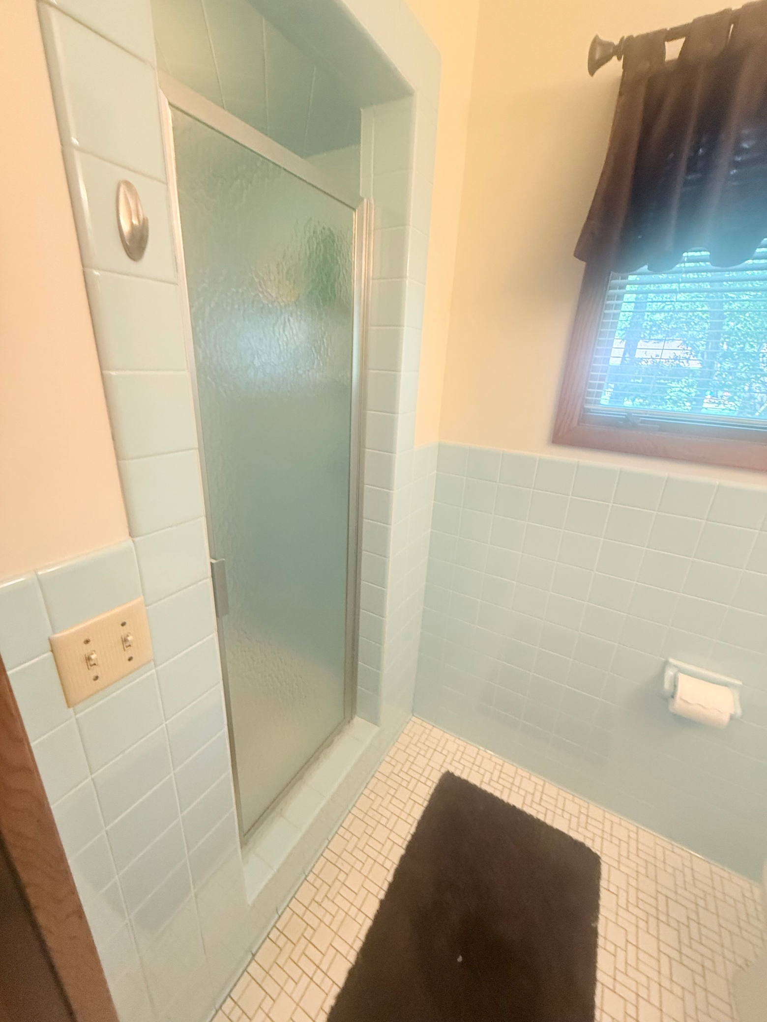 Walk in shower