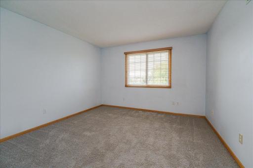 Loft/ flex space, possible future 3rd bedroom