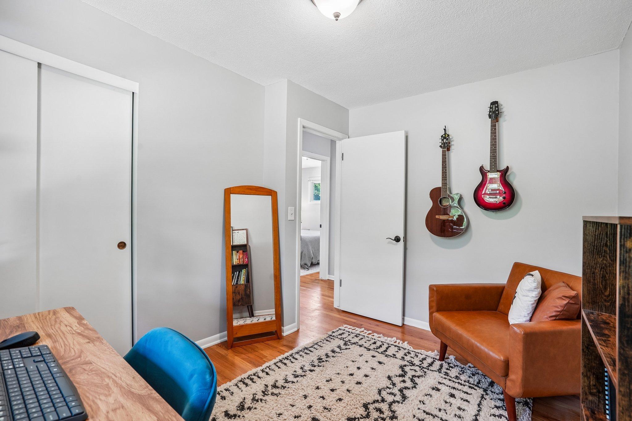 22-web-or-mls-Terrace Dr-S1807-022.jpg