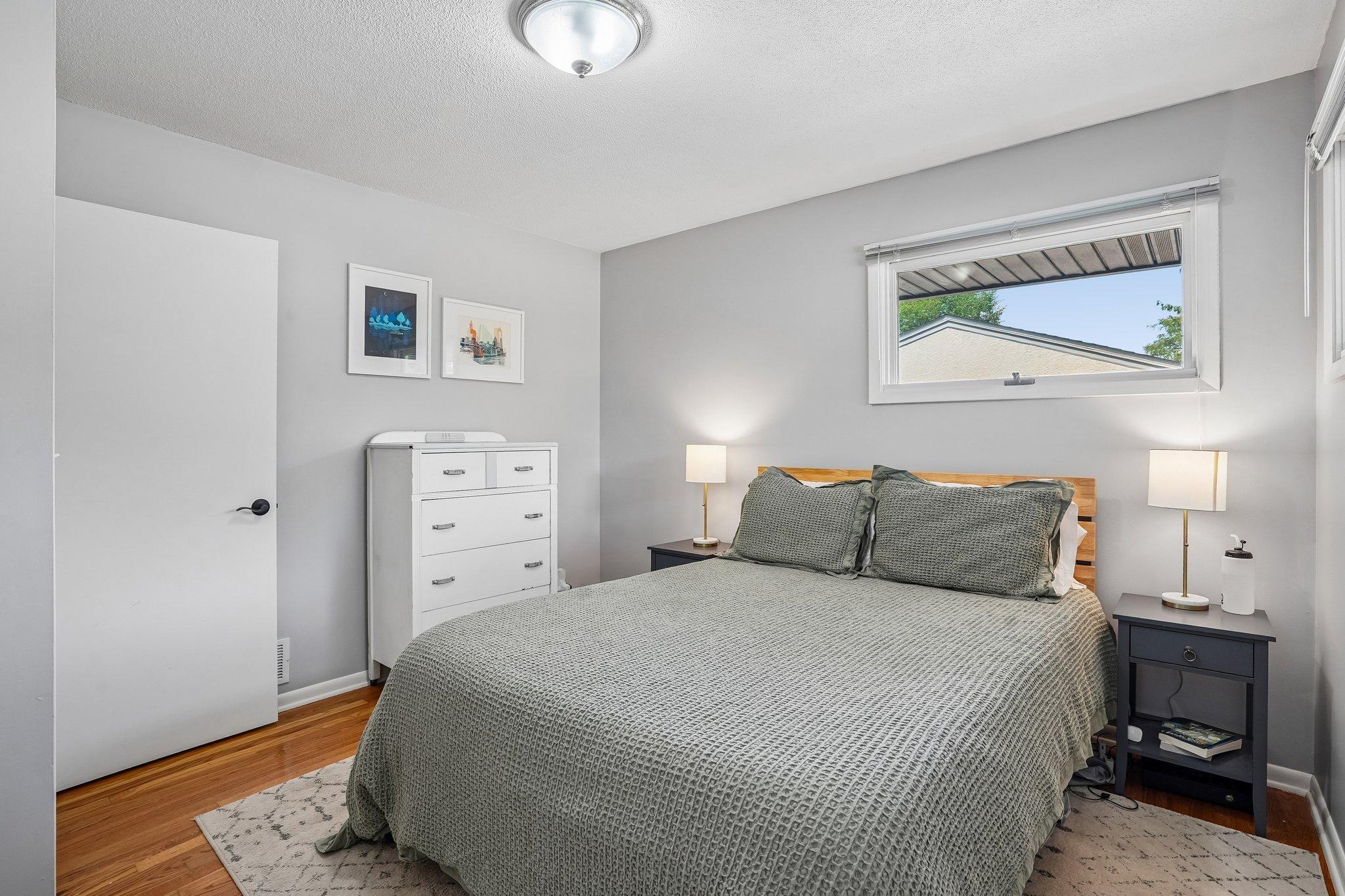 18-web-or-mls-Terrace Dr-S1807-018.jpg