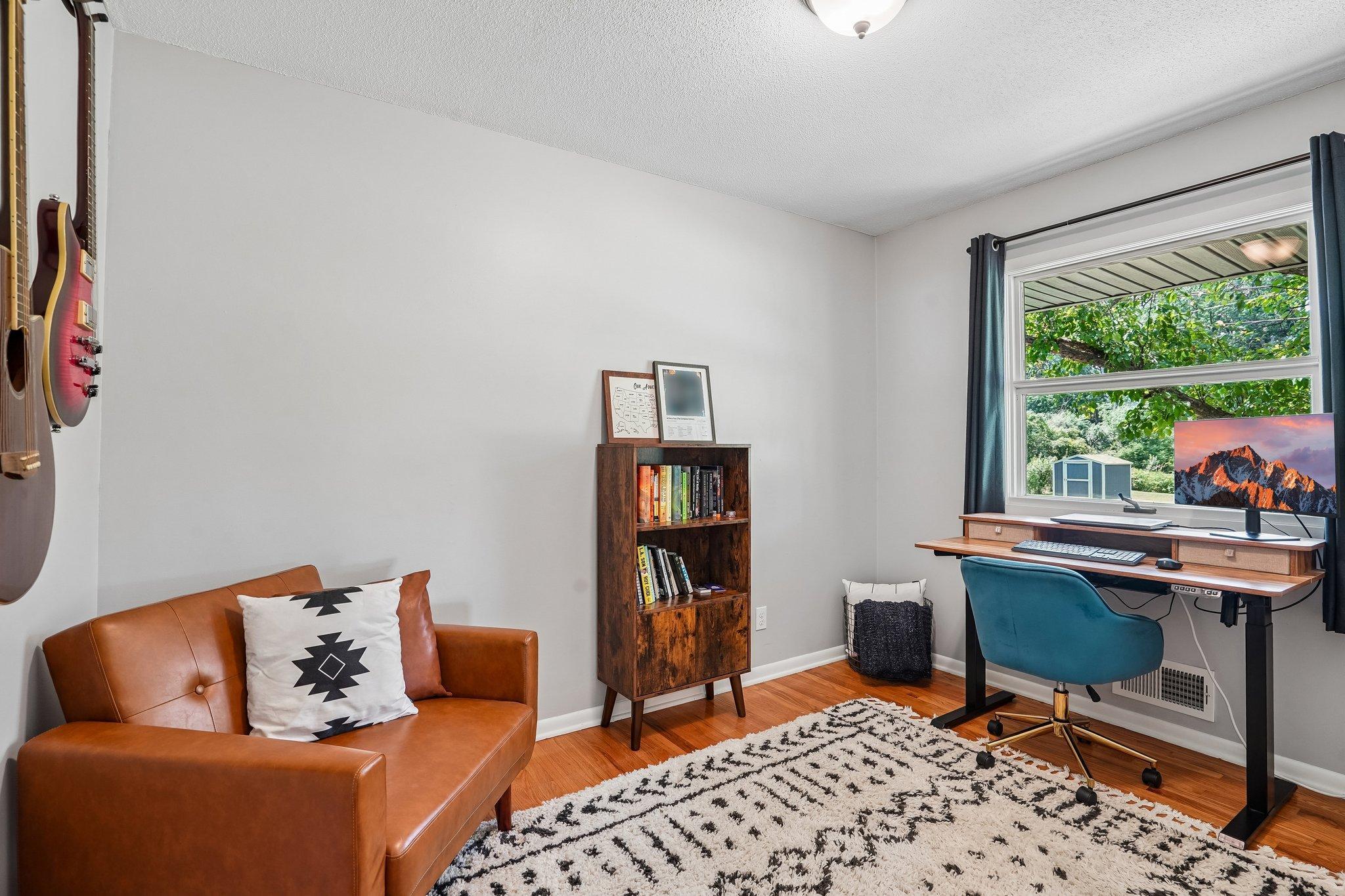 21-web-or-mls-Terrace Dr-S1807-021.jpg