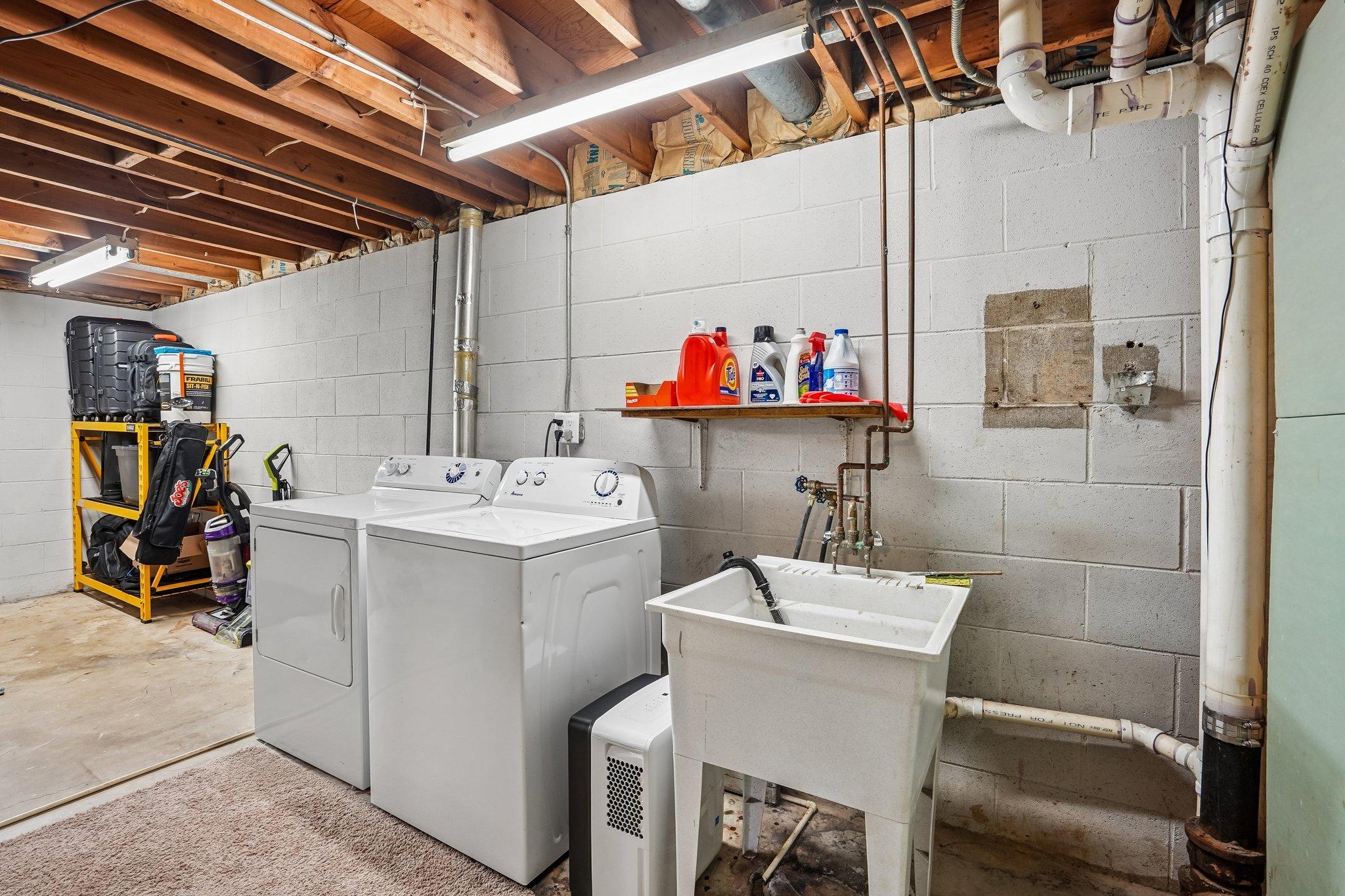 37-web-or-mls-Terrace Dr-S1807-037.jpg