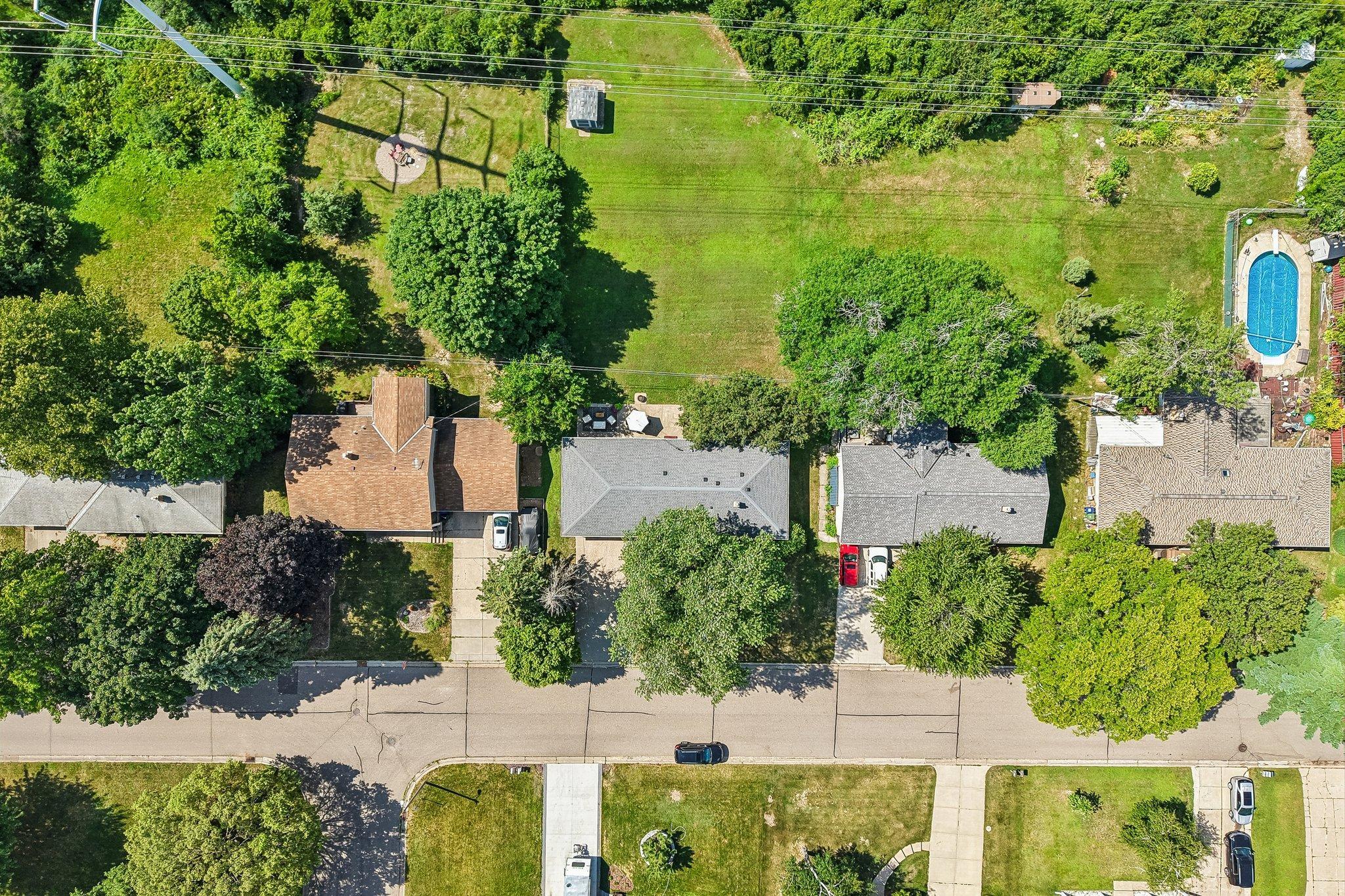 56-web-or-mls-Terrace Dr-S1807-056.jpg