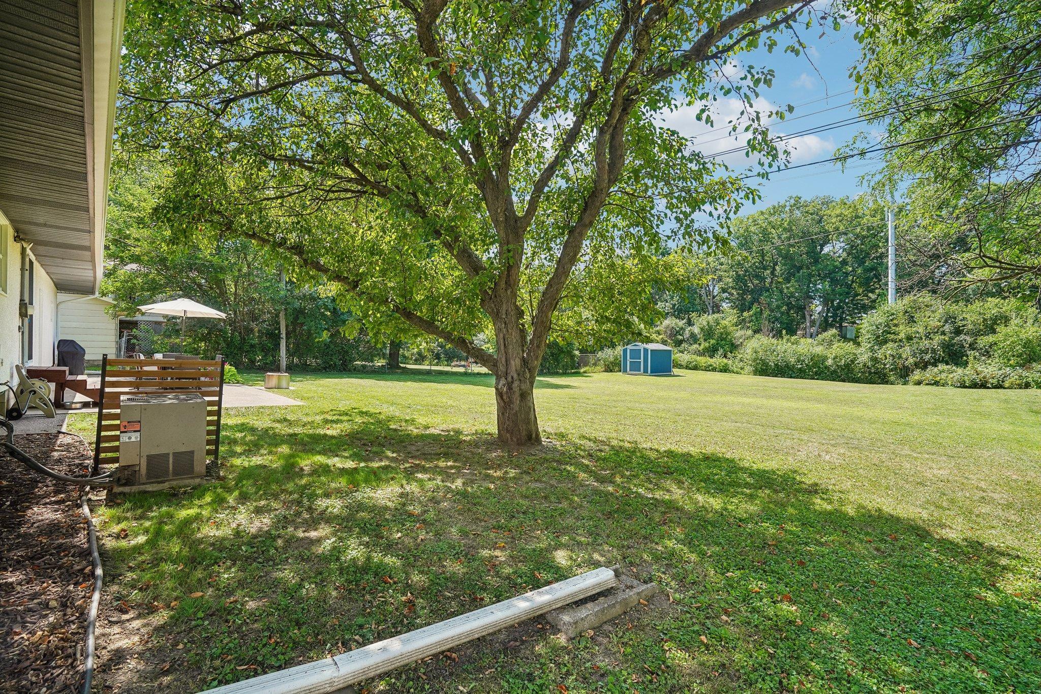 41-web-or-mls-Terrace Dr-S1807-041.jpg