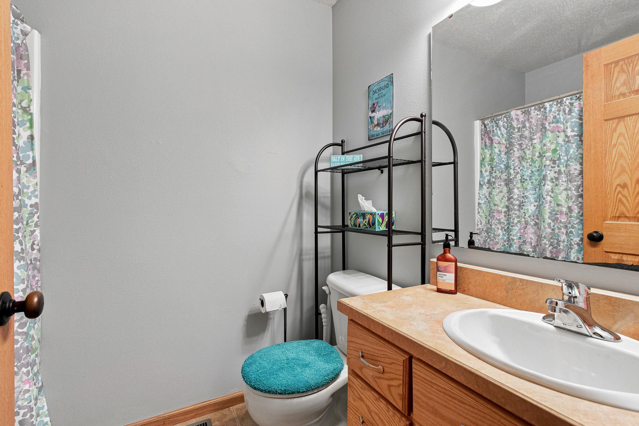 Full Bathroom
