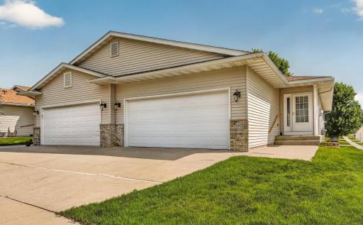 Photo for 2970 Kenosha Drive NW, Rochester, MN 55901 - listing #7112434 2970 Kenosha Drive NW, Rochester, MN 55901