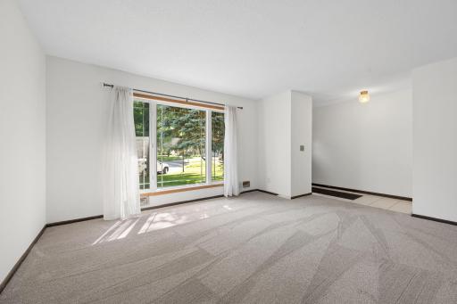 10692 104th Place N, Maple Grove, MN 55369