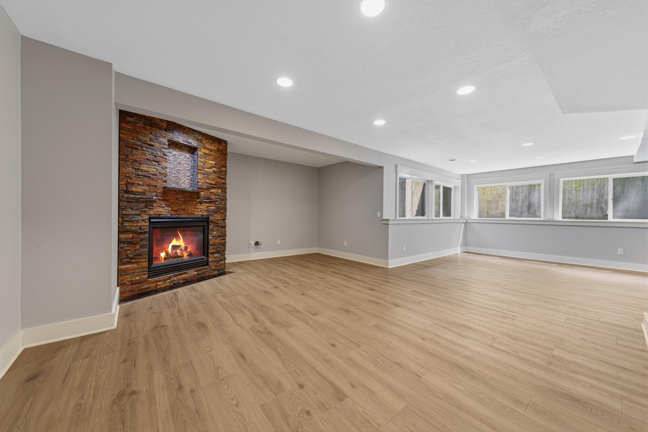 Family Room Detail