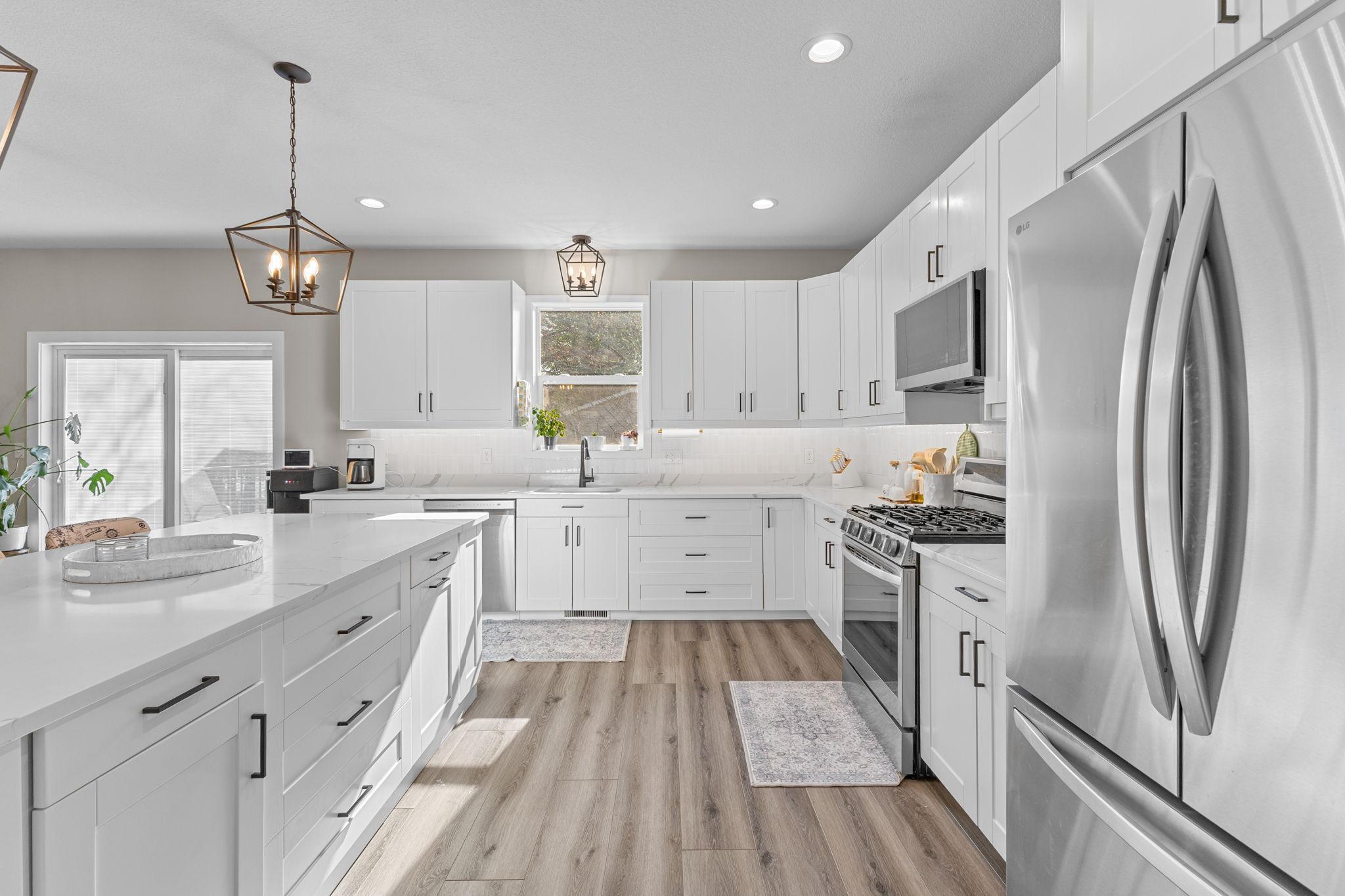 kitchen2.jpg