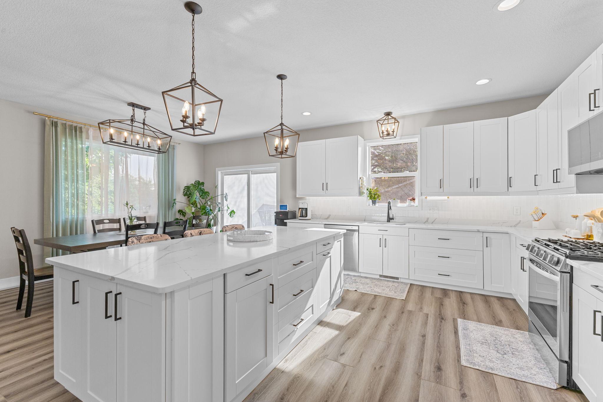kitchen3.jpg