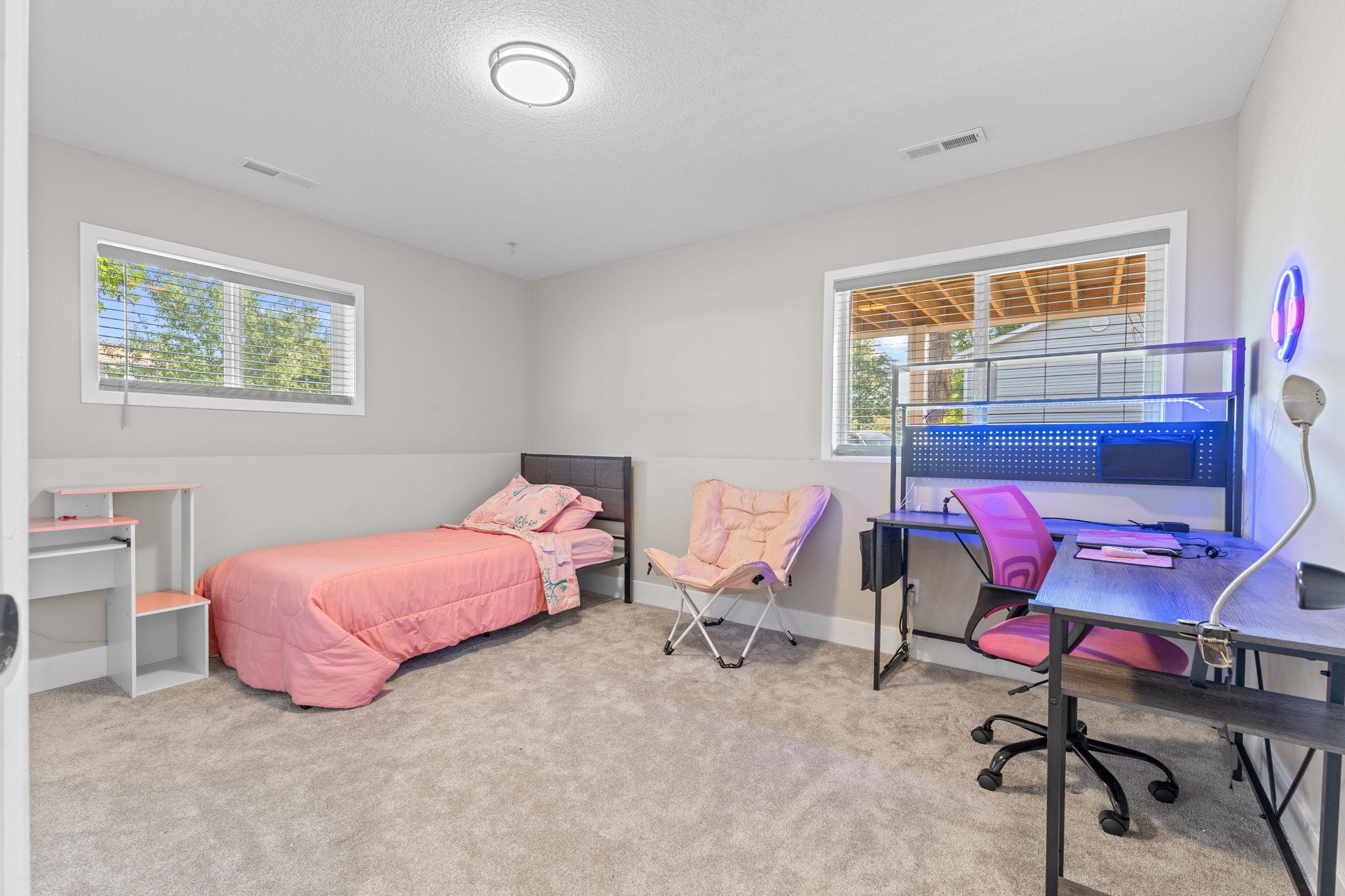 bedroom3.jpg