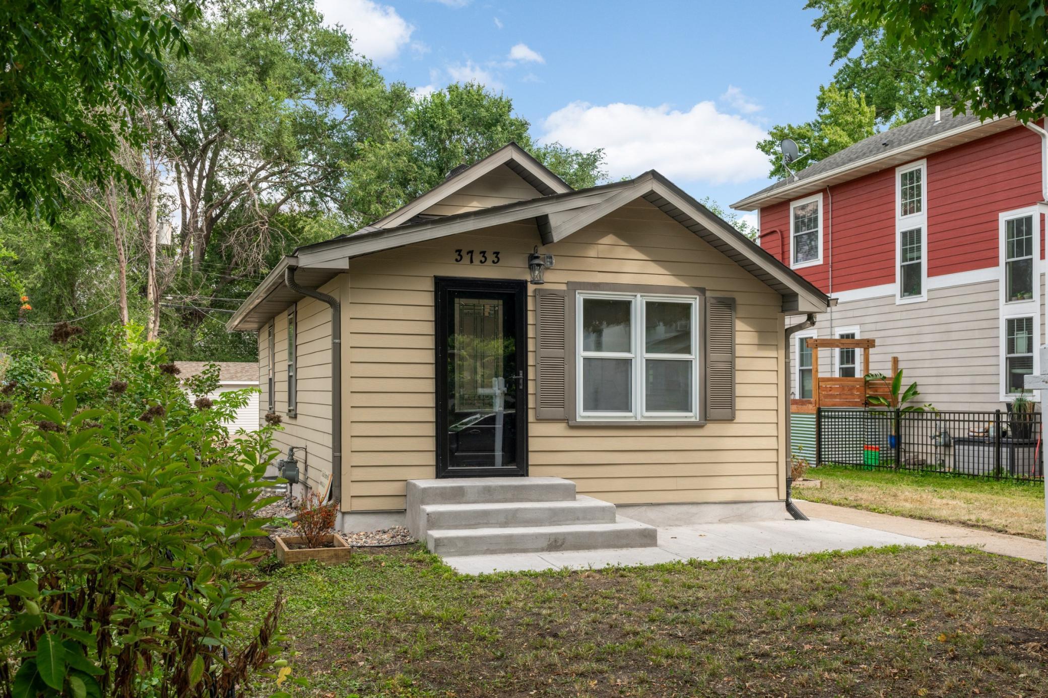 Property photo for 3733 25th Avenue S, Minneapolis, MN 55406