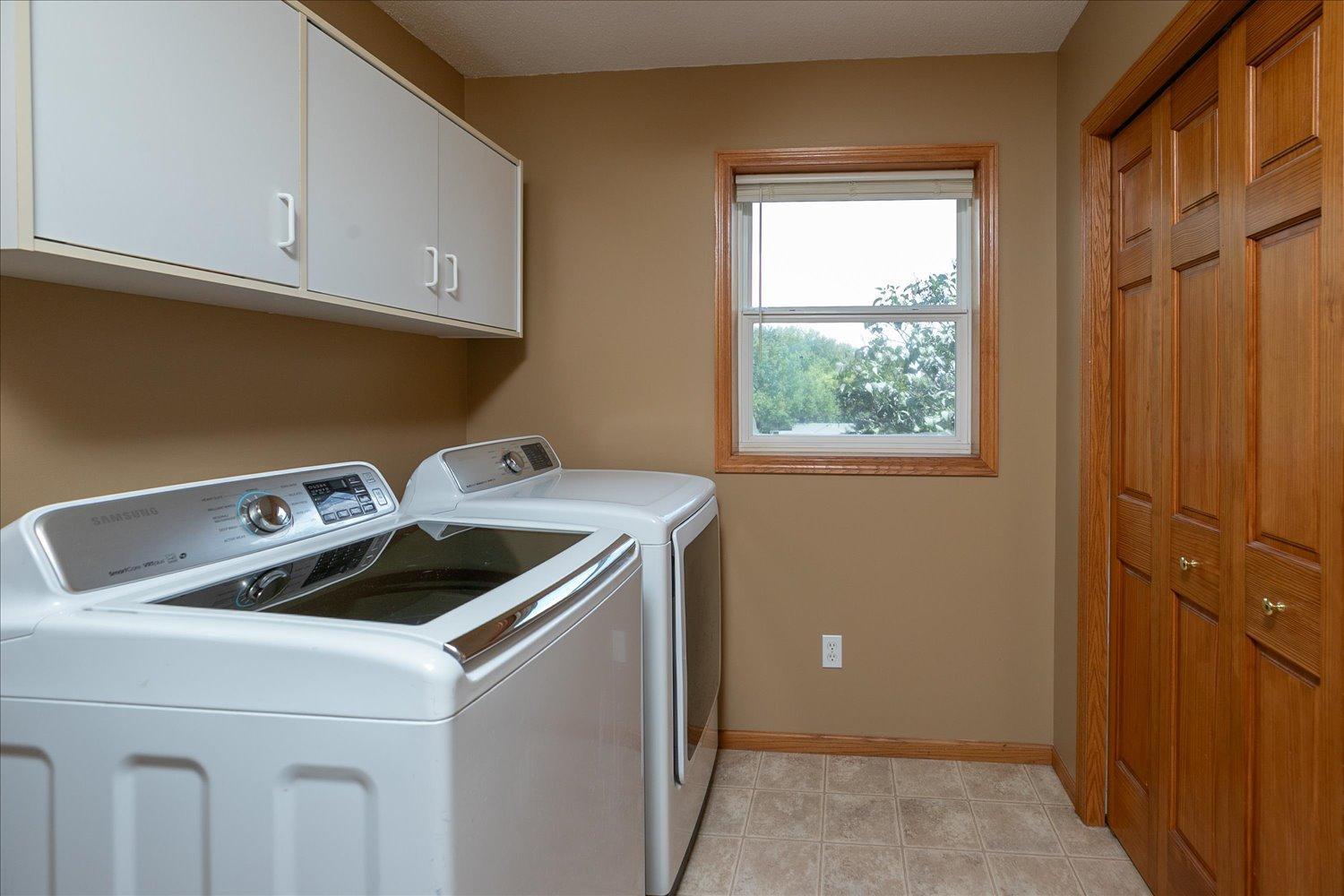 19-19-Laundry.jpg