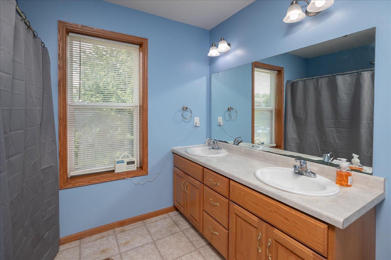 28-28-Primary Bathroom.jpg