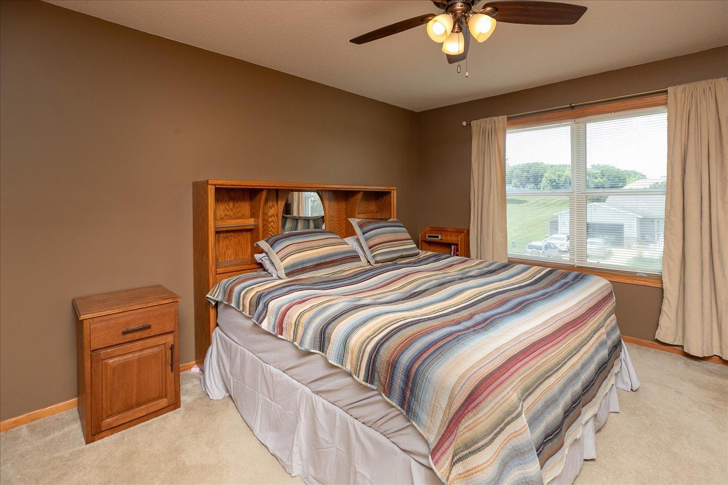 26-26-Primary Bedroom.jpg