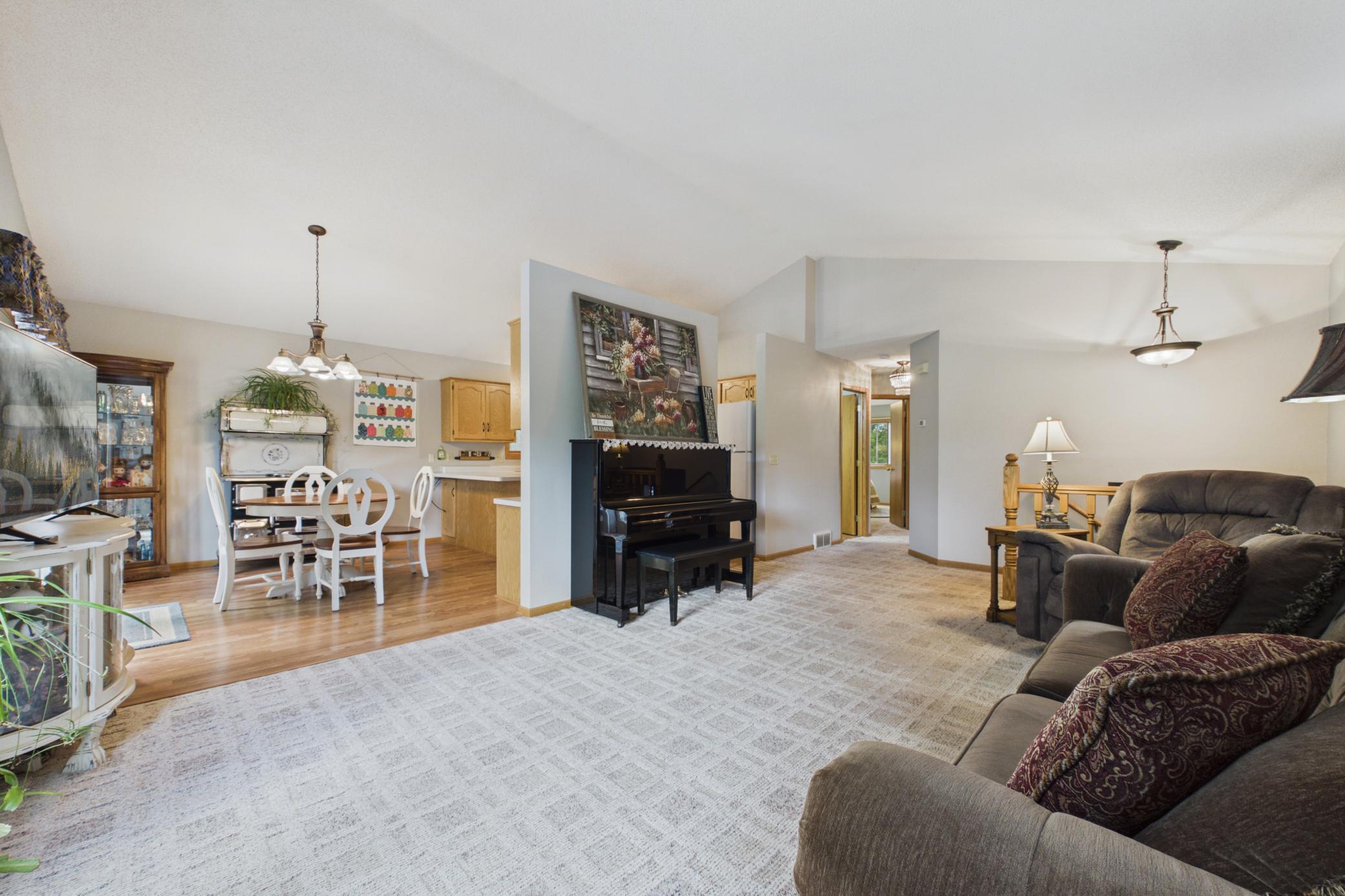 Generous upper level floorplan with vaulted ceilings