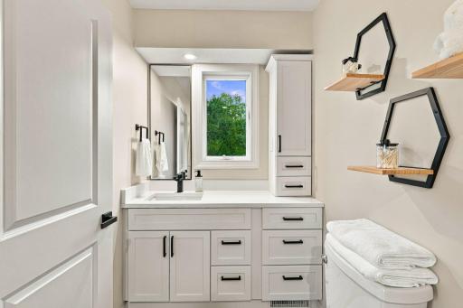 24750 Newport Avenue, Prior Lake, MN 55372