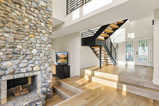 24750 Newport Avenue, Prior Lake, MN 55372