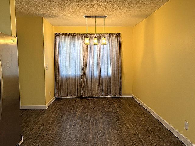 Dining Area bb.jpg