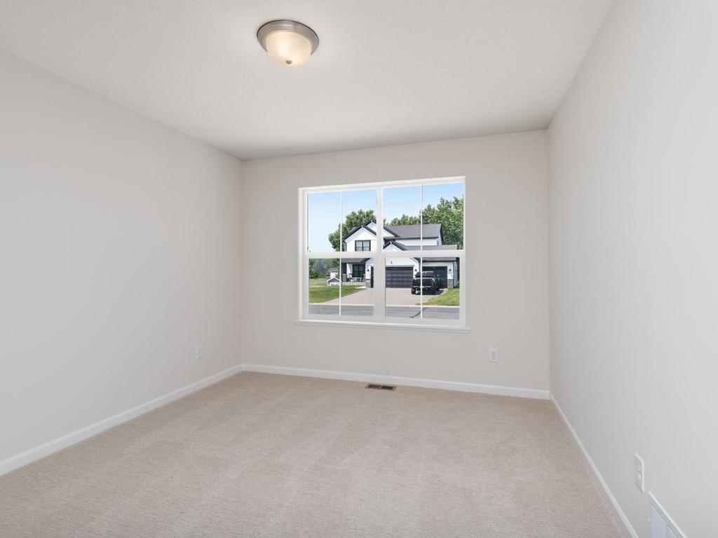 4944 River Oaks Rd, Rockford