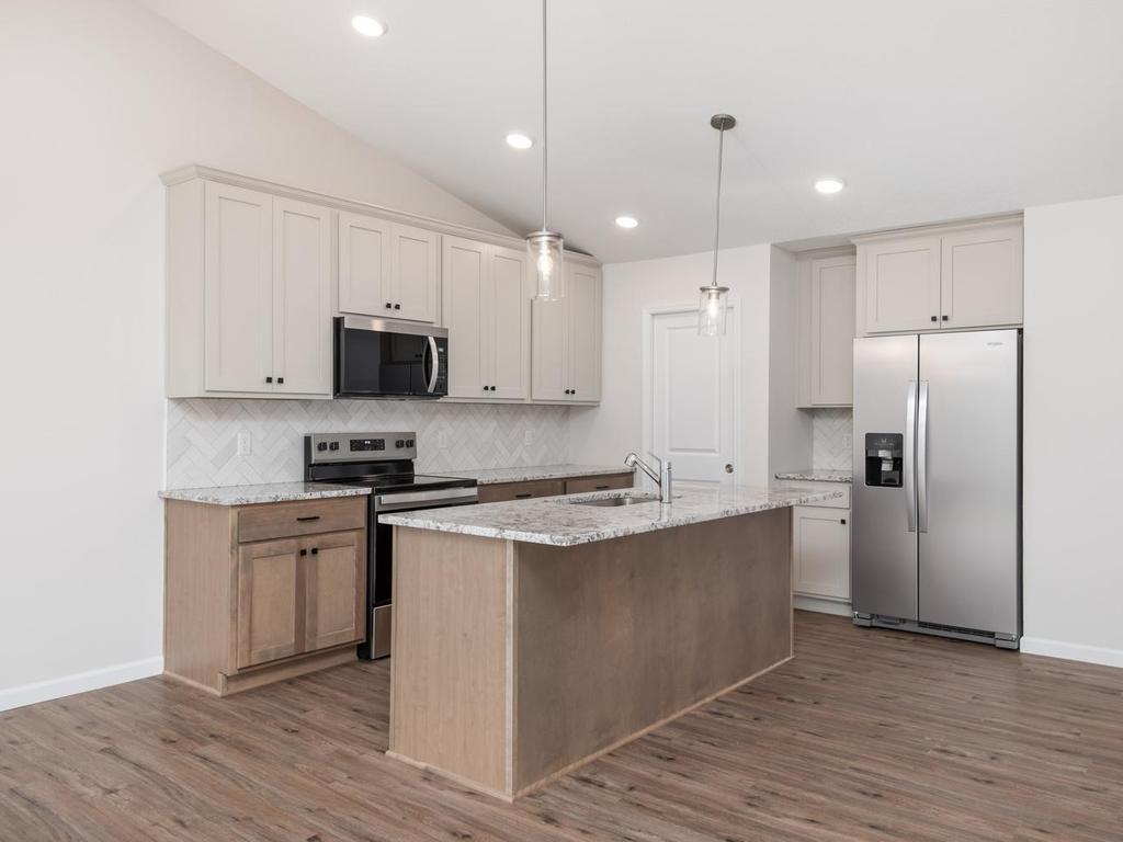 4944 River Oaks Rd, Rockford