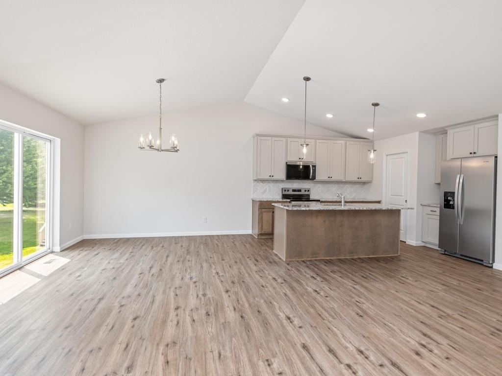 4944 River Oaks Rd, Rockford