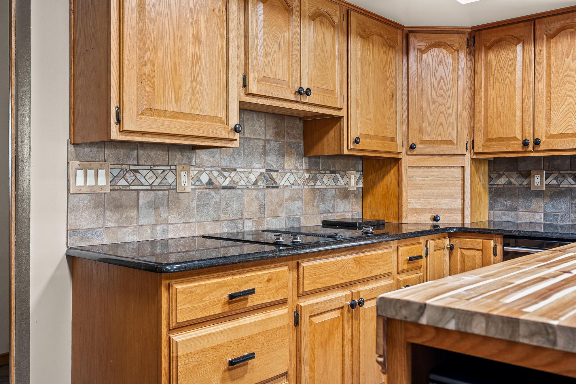 Kitchen 5.jpg