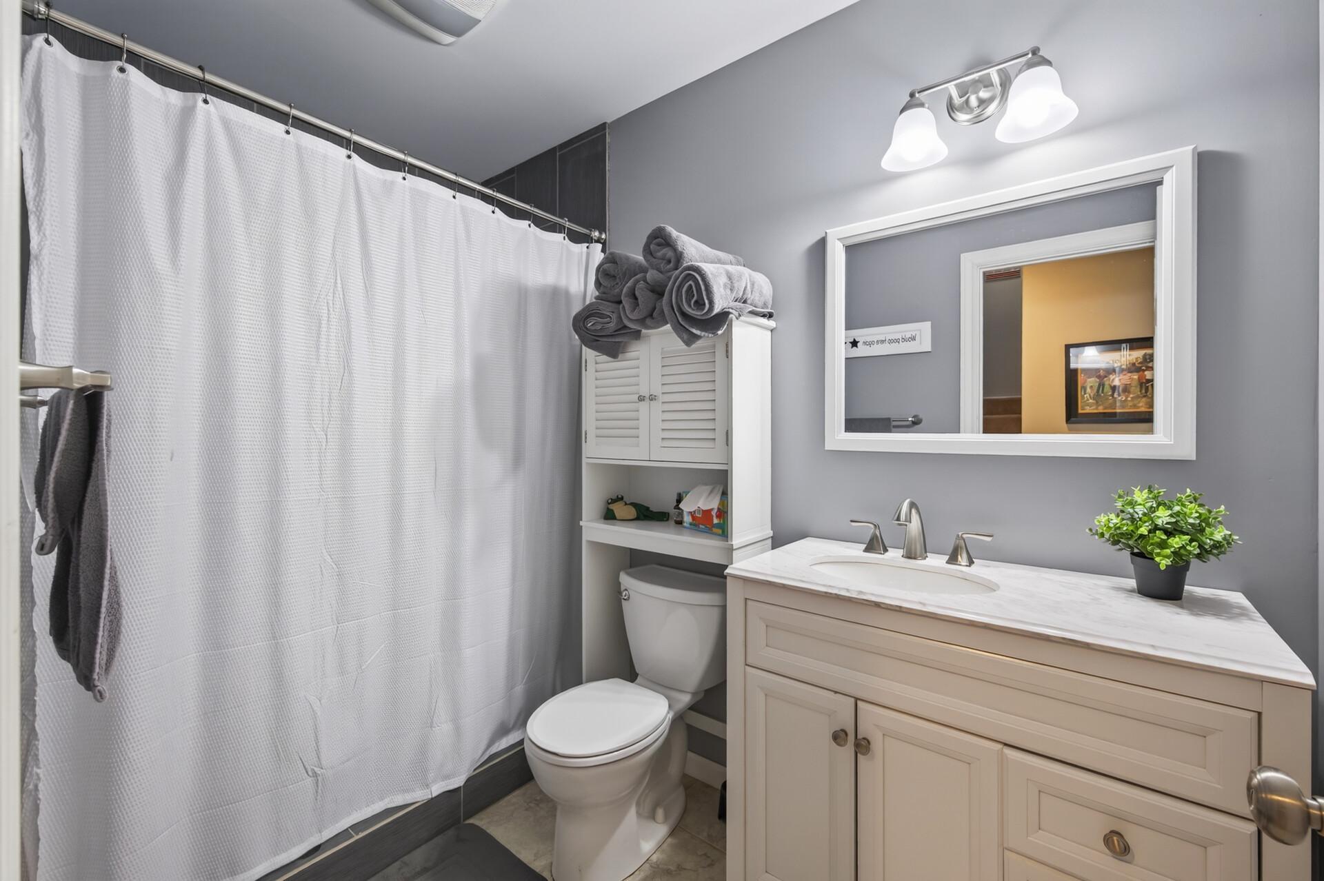 Lower Level Tile 3/4 bathroom