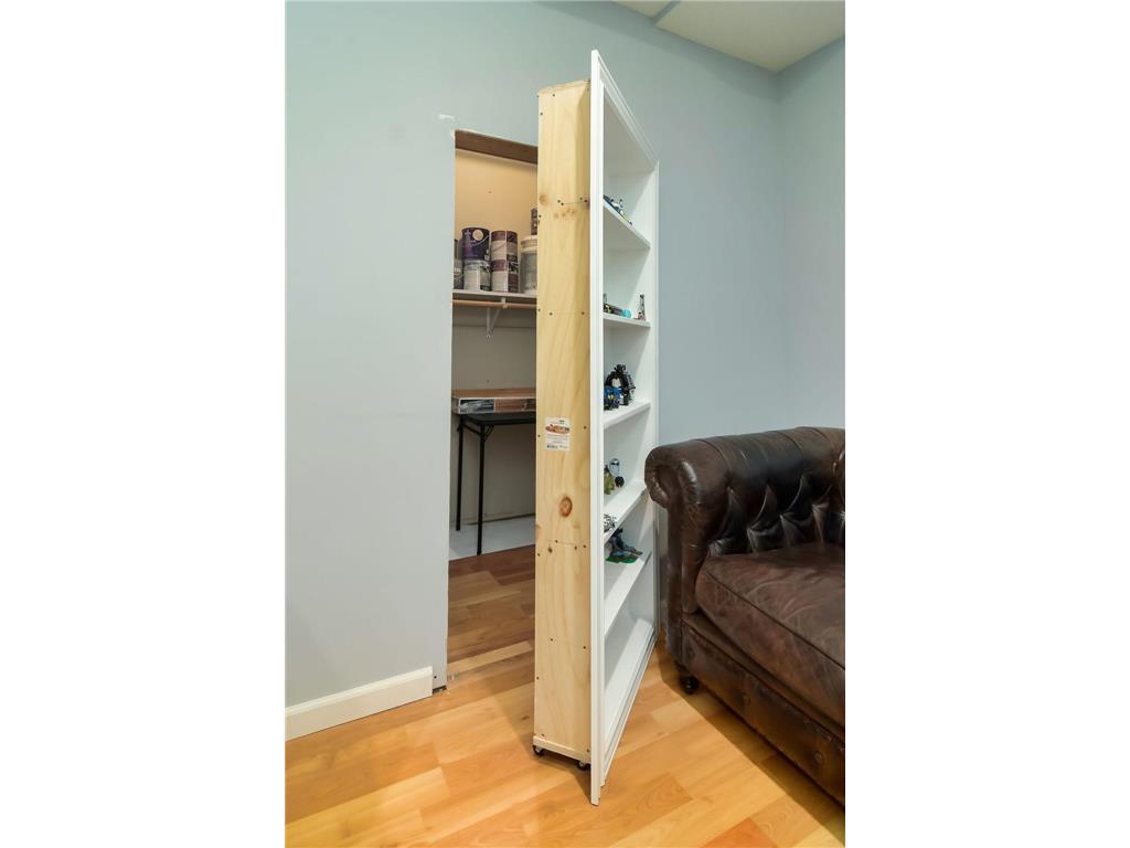 Secret Room/Storage LL