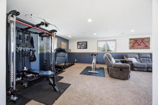 729 36th Avenue W, West Fargo, ND 58078