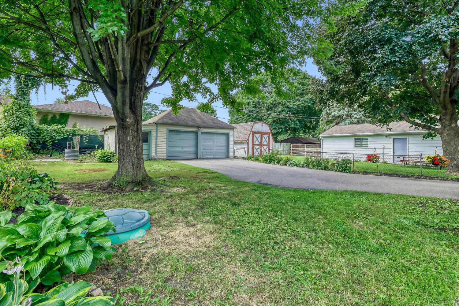 Oversized lot - plenty of space to relax and play!