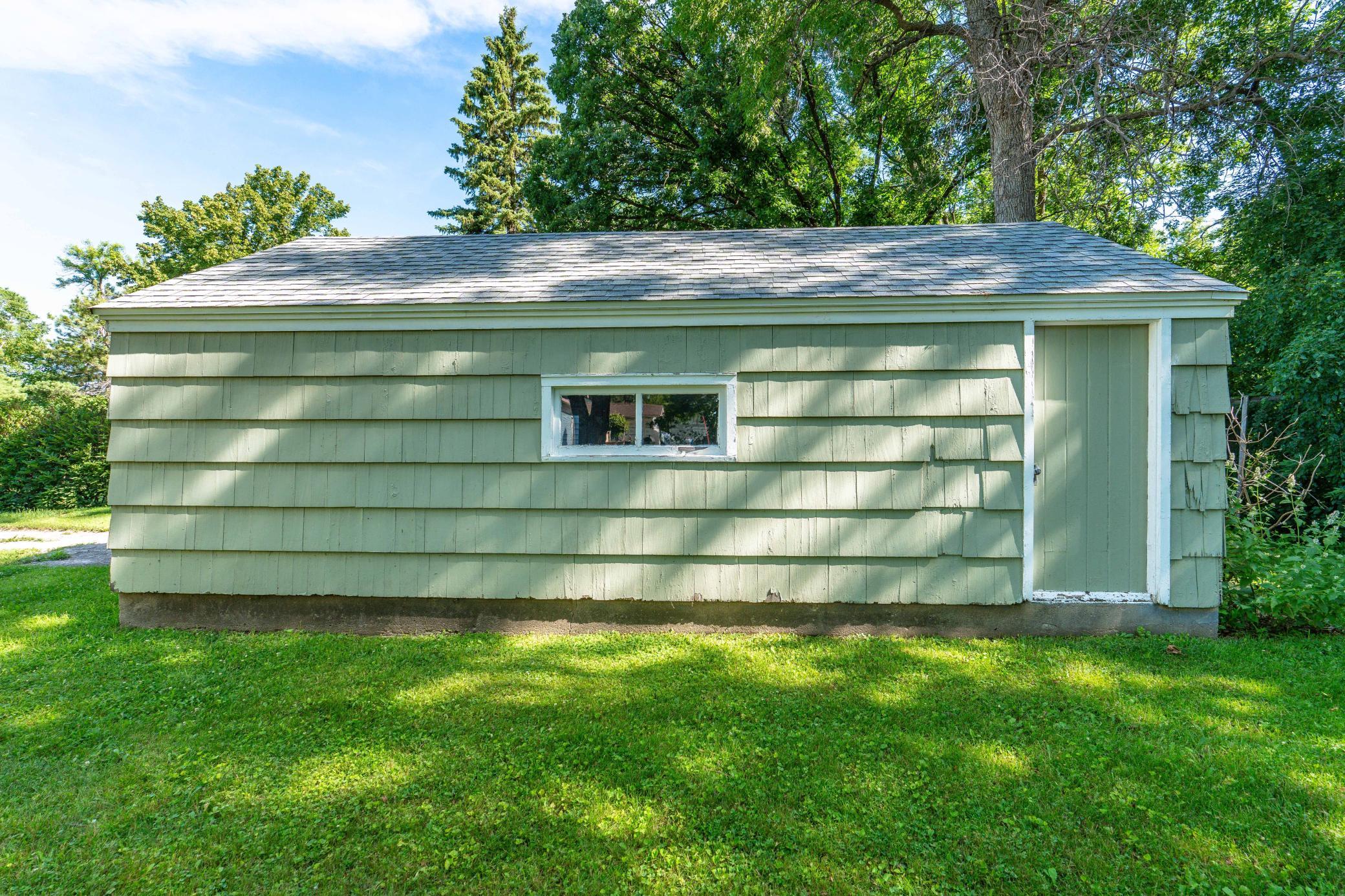 211 5th St SE PR-112.jpg