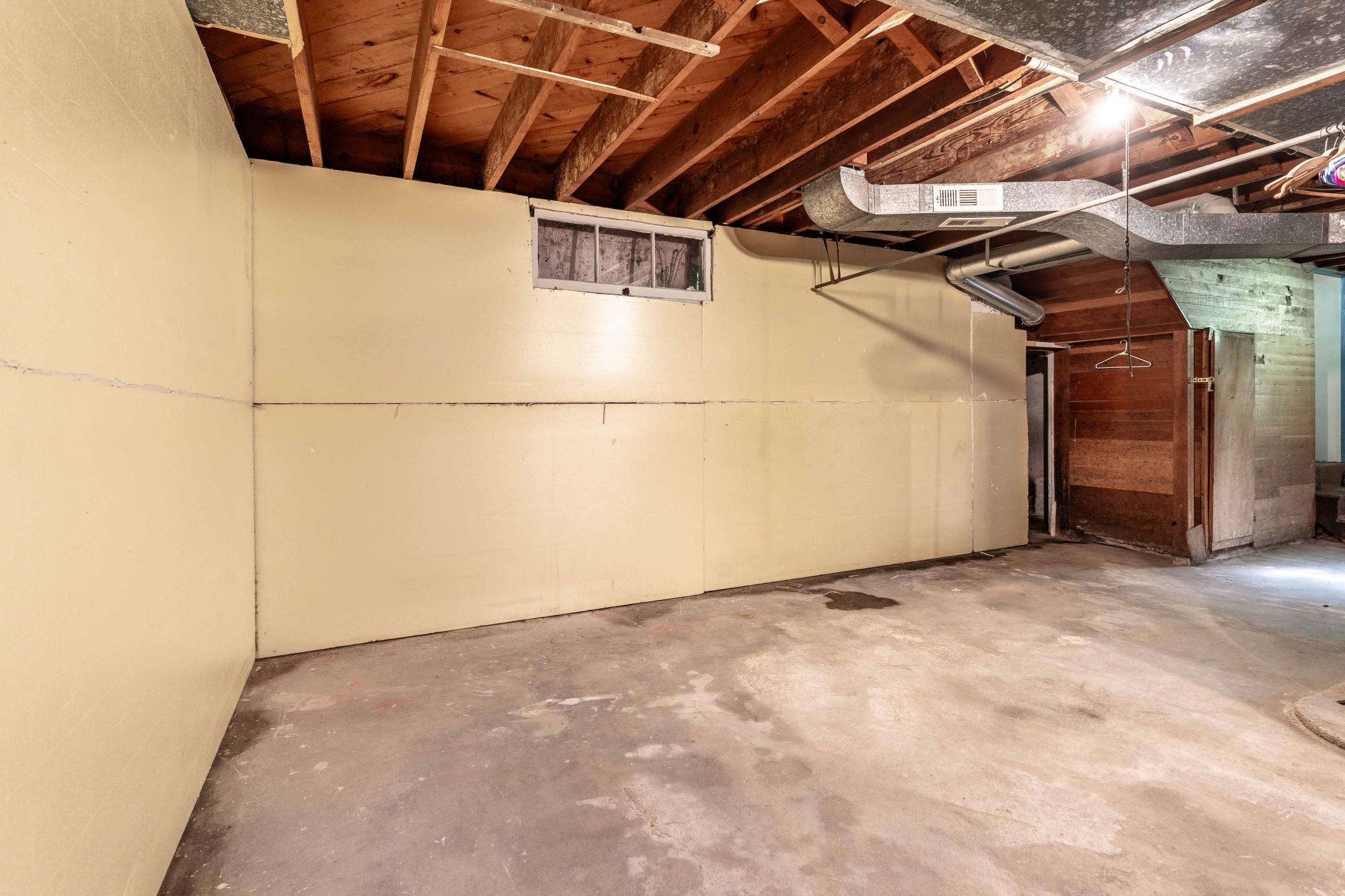 211 5th St SE PR-224.jpg
