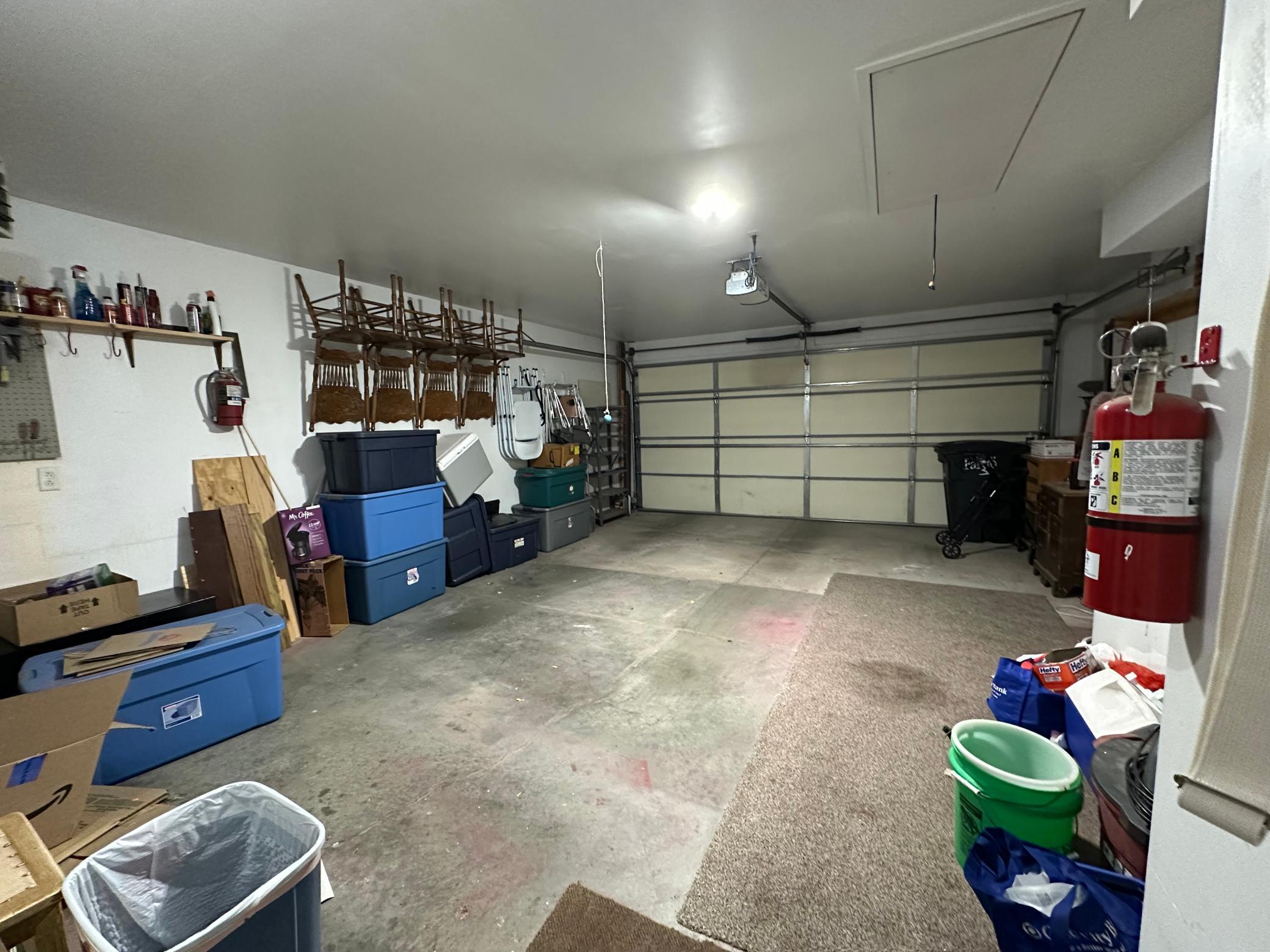 Lrg 2 Stall Garage