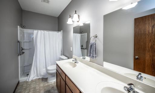 026-038-Bathroom-1500x908.jpg