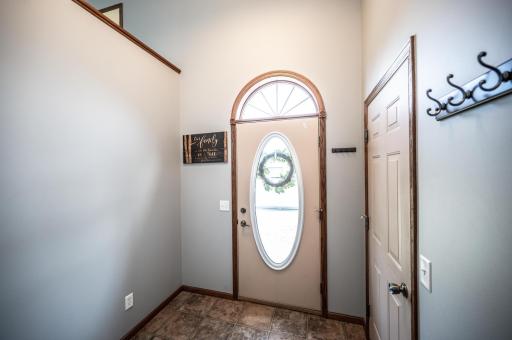 016-037-Entryway-1500x999.jpg