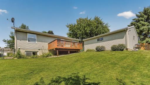 792 41st Avenue NW, Rochester, MN 55901