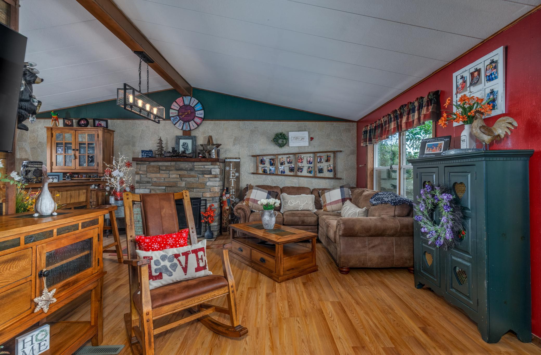 50Cypress_Interior-10.jpg