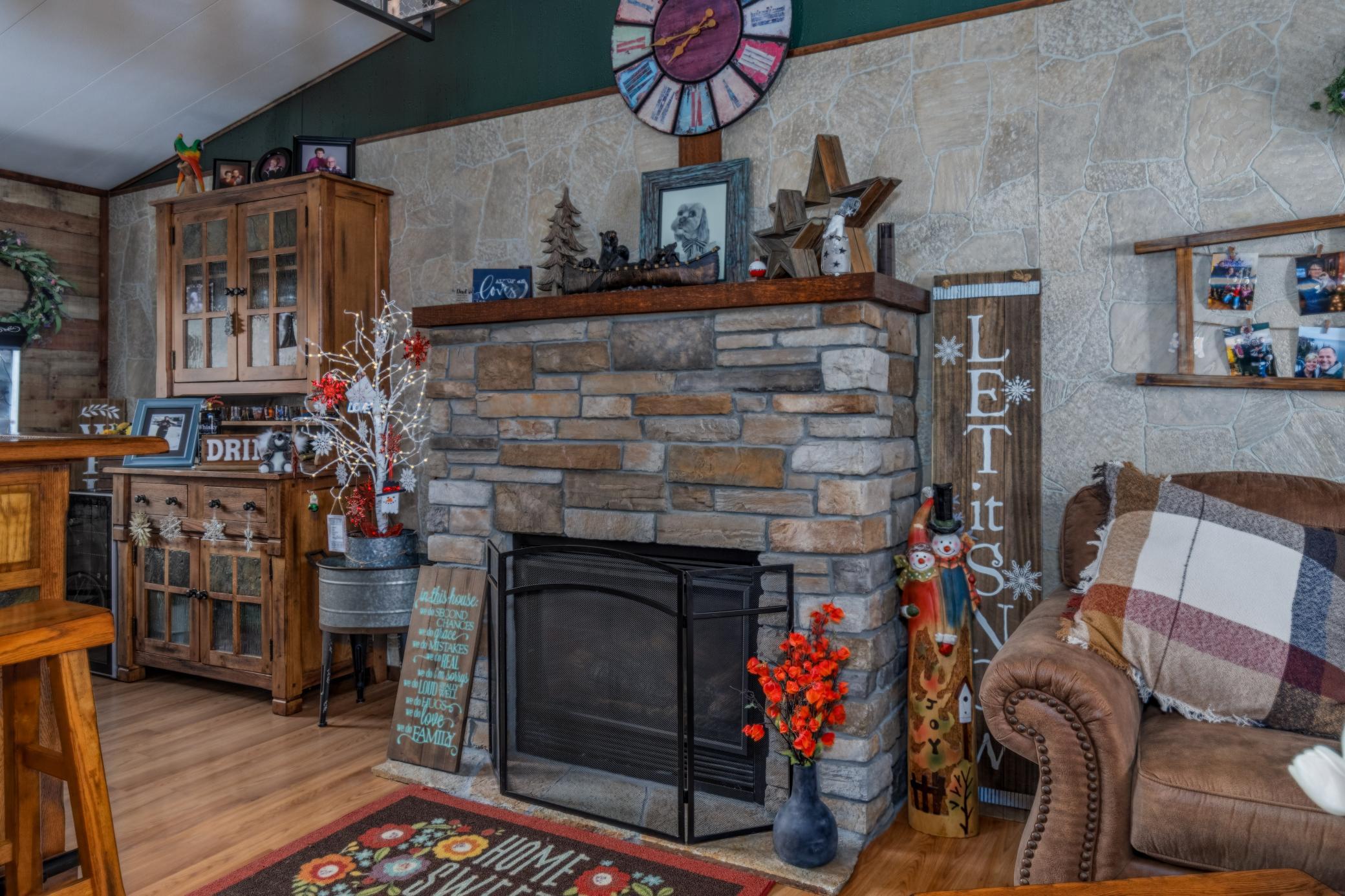 50Cypress_Interior-13.jpg