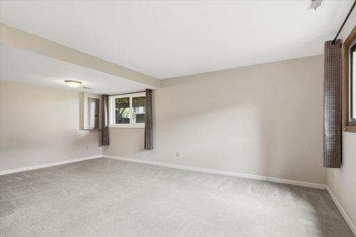 5215 84th Court N, Brooklyn Park, MN 55443