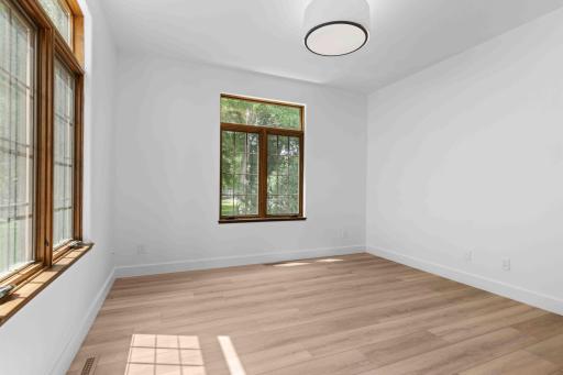 2010 5th St E WF-13.jpg