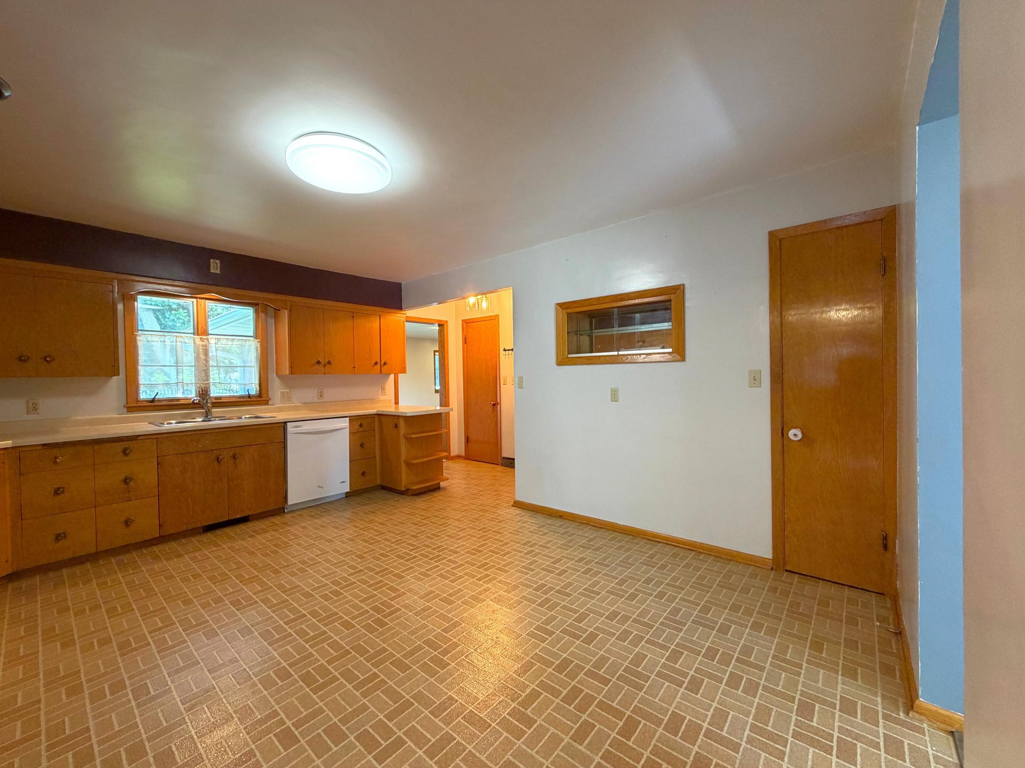 Kitchen another view